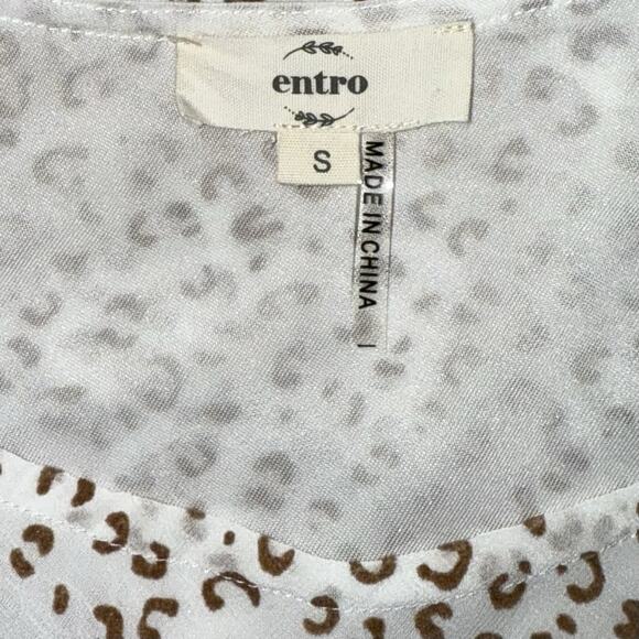 Anthropologie Entro Poncho Top Women's S White Animal Print One Sleeve Shirt - Picture 5 of 8